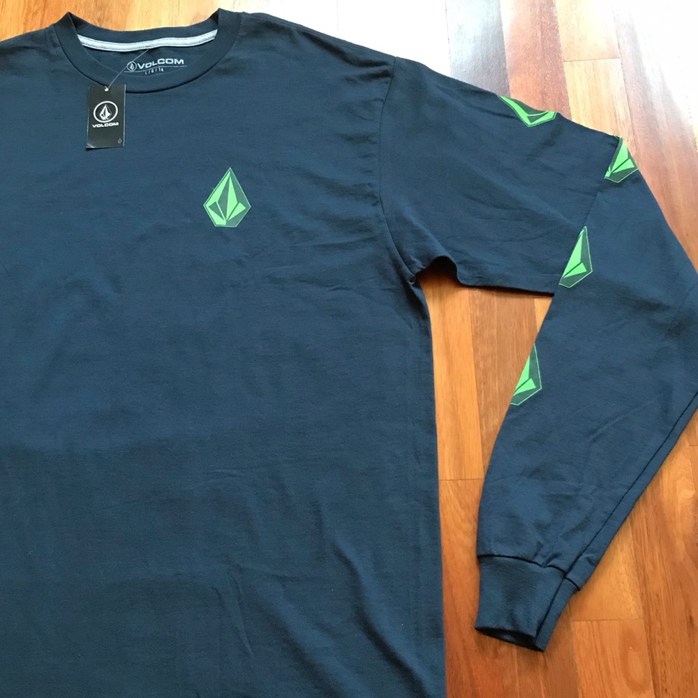 NWT VOLCOM Deadly Stones LS Tee Men’s Large Navy